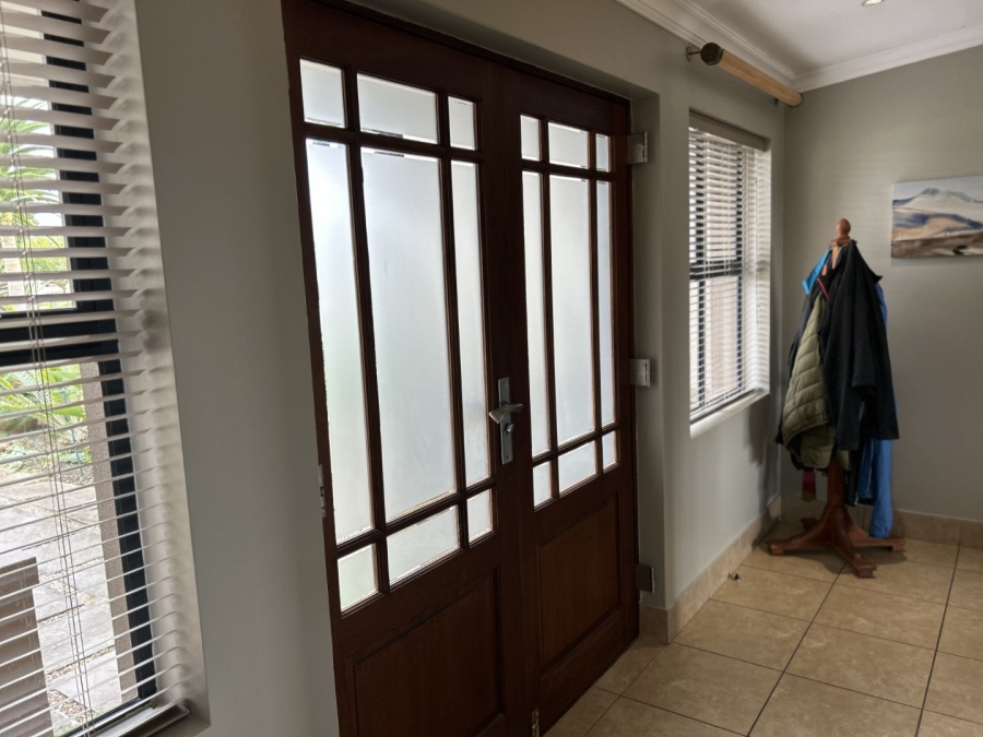 4 Bedroom Property for Sale in Blue Mountain Village Western Cape